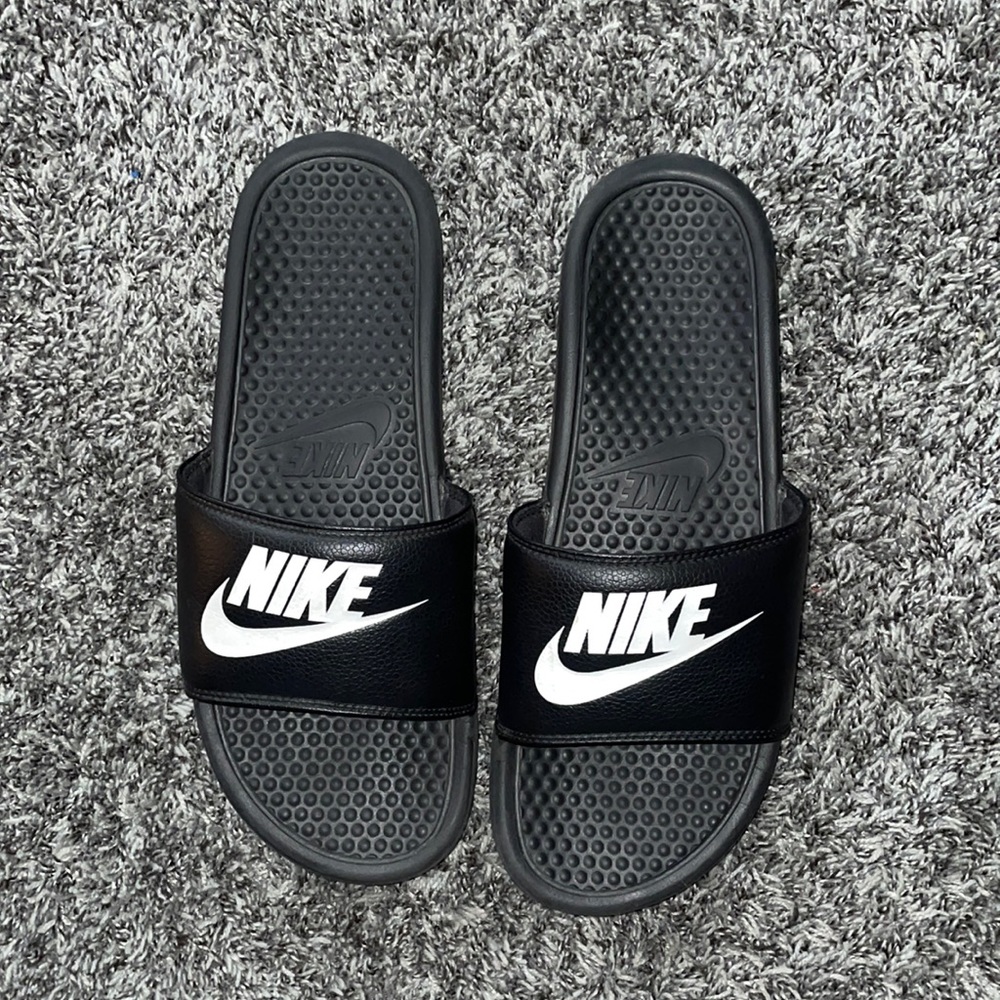 Black Nike slides